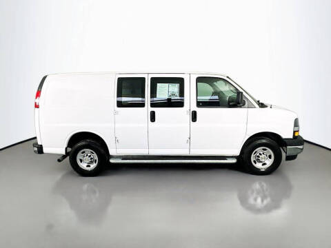 2024 Chevrolet Express 2500