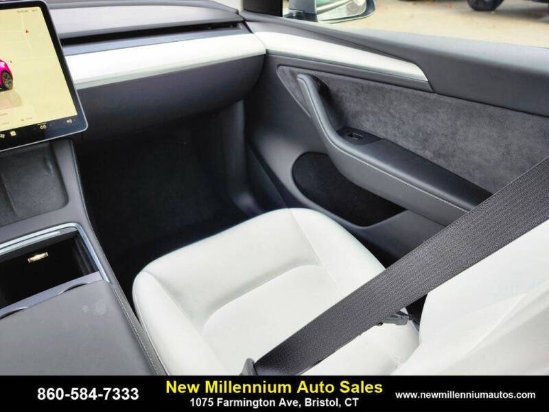 2025 Tesla Model Y Long Range