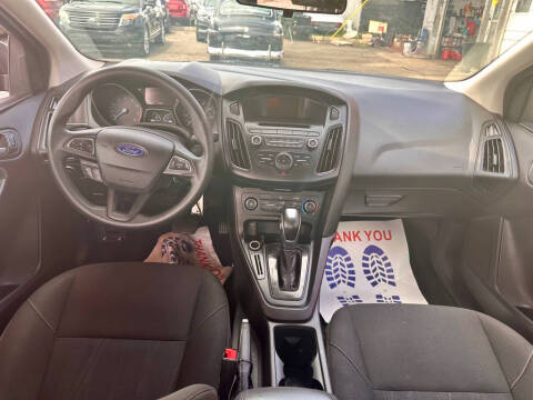 2015 Ford Focus SE