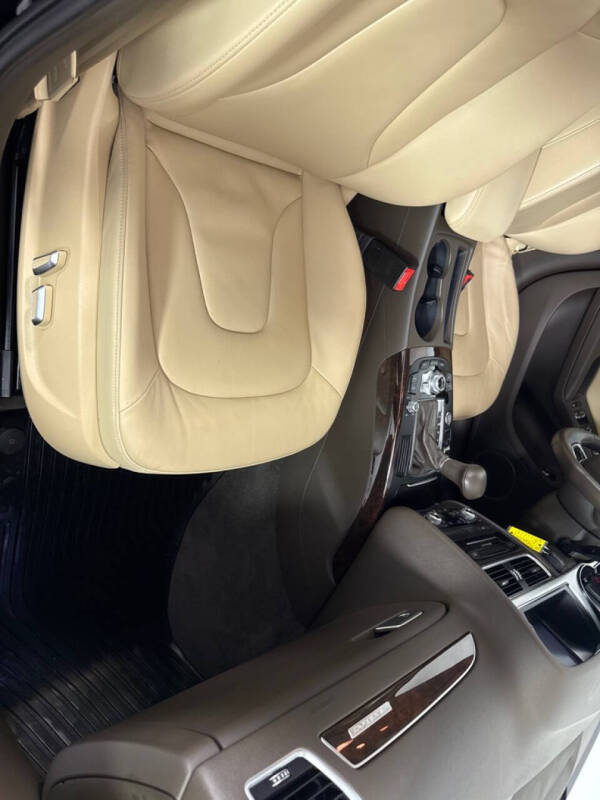 2016 Audi A4 2.0T quattro Premium Plus