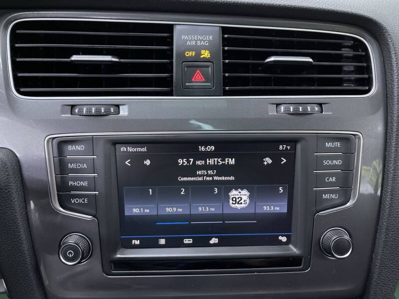 2017 Volkswagen Golf Alltrack