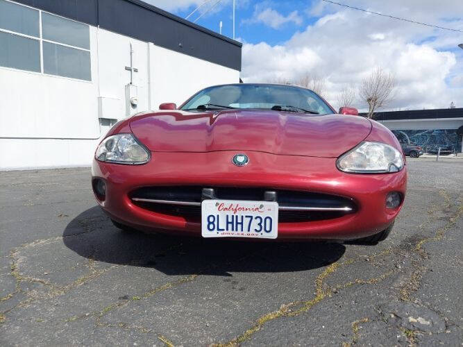 1998 Jaguar XK8