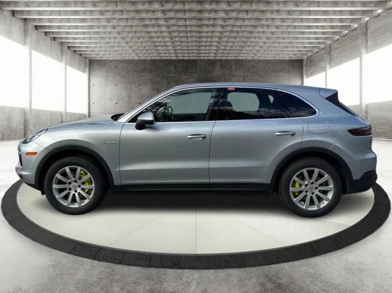 2023 Porsche Cayenne E-Hybrid