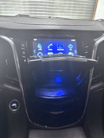 2016 Cadillac Escalade Luxury Collection