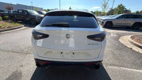 2025 Alfa Romeo Stelvio