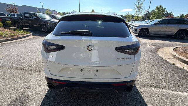 2025 Alfa Romeo Stelvio