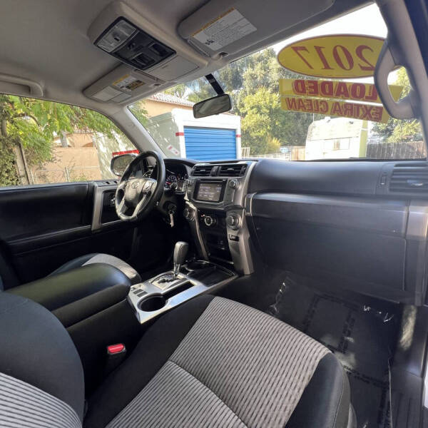 2017 Toyota 4Runner SR5 Premium