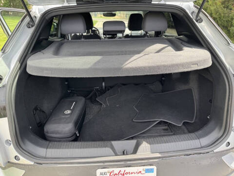 2021 Volkswagen ID.4 Pro