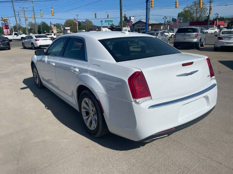 2015 Chrysler 300 Limited