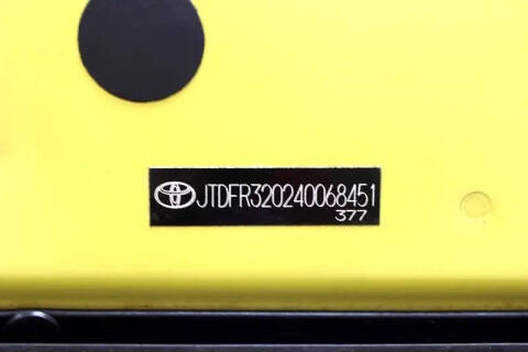 2004 Toyota MR2 Spyder