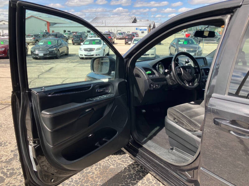 2017 Dodge Grand Caravan SE