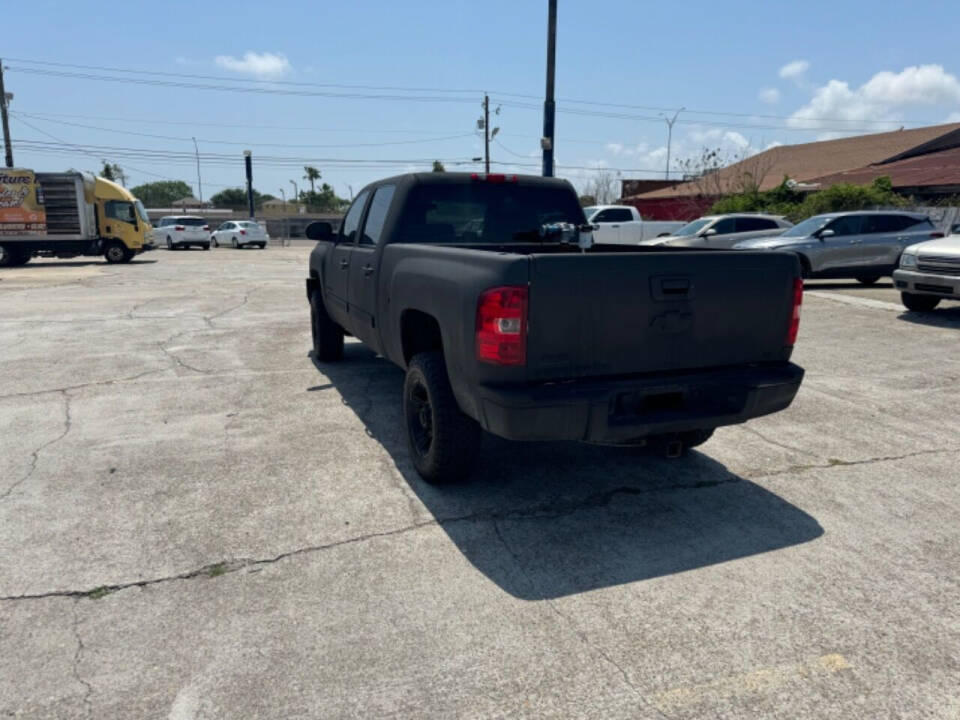 2009 Chevrolet Silverado 2500HD for sale at Vehicles Limited in Corpus Christi, TX