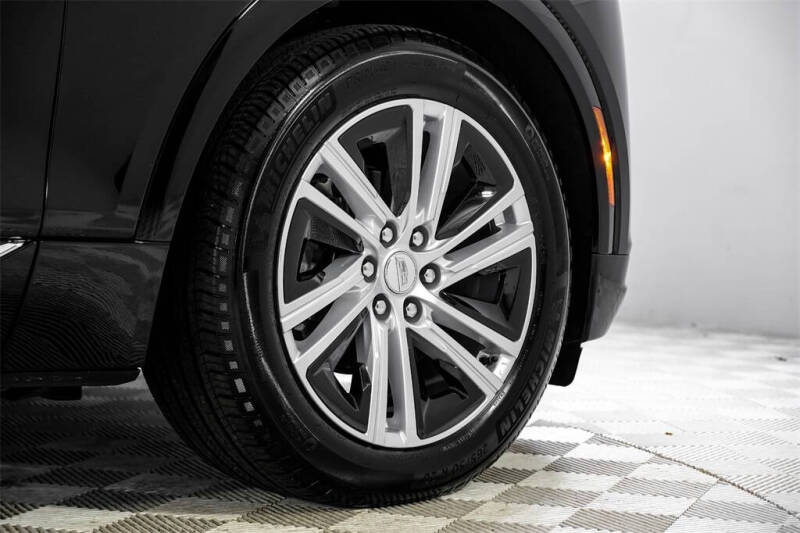 2024 Cadillac LYRIQ Tech