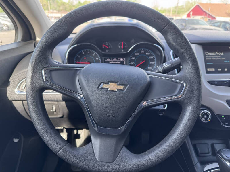 2018 Chevrolet Cruze LS Auto