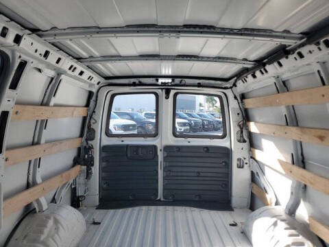 2024 Chevrolet Express 2500