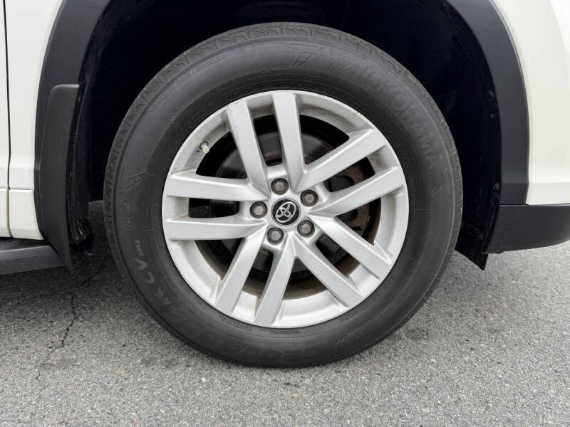 2016 Toyota Highlander LE