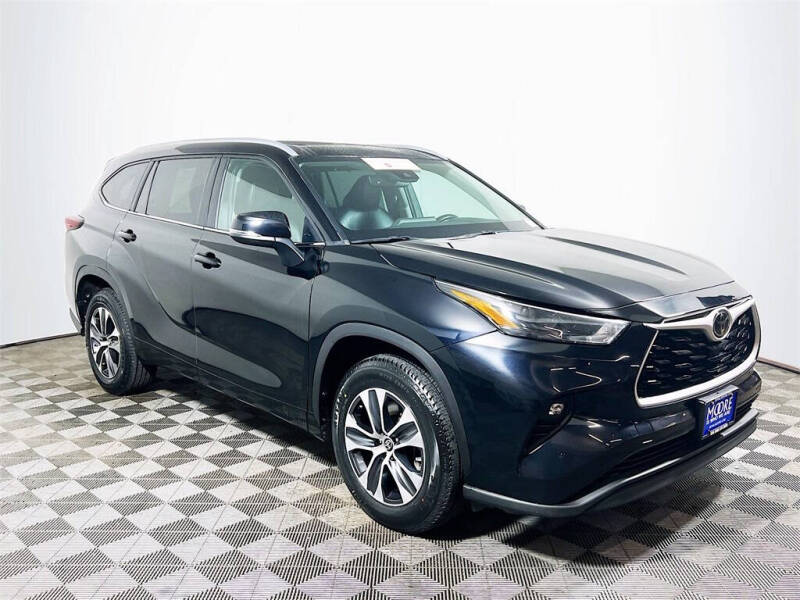 2024 Toyota Highlander XLE