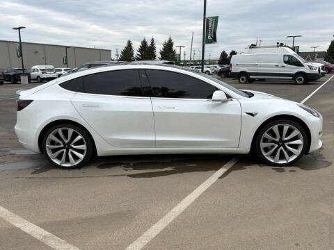 2019 Tesla Model 3 Long Range