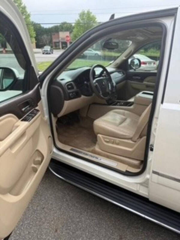 2011 GMC Yukon Denali