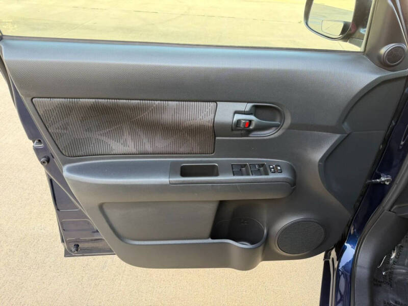 2013 Scion xB