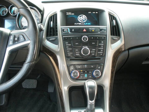 2012 Buick Verano Leather Group