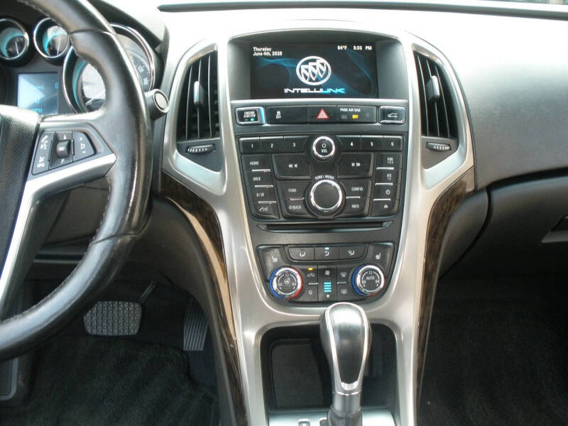 2012 Buick Verano Leather Group
