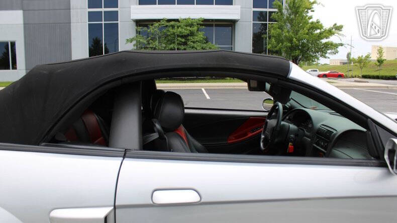 2003 Ford Mustang SVT Cobra