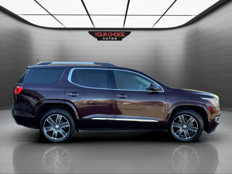 2017 GMC Acadia Denali