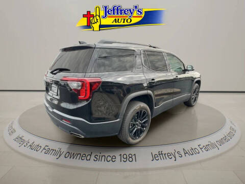 2022 GMC Acadia SLT