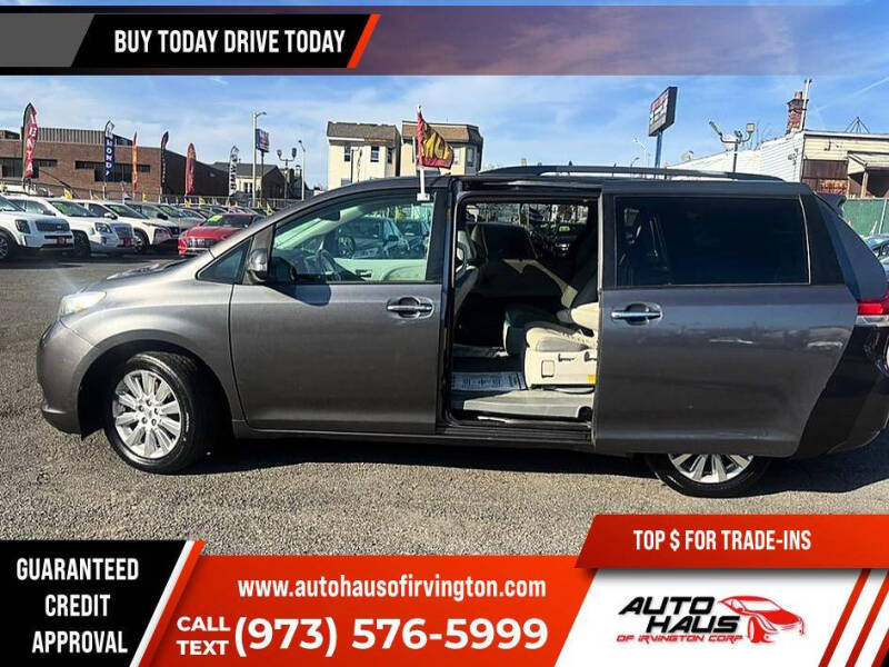 2014 Toyota Sienna