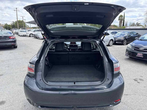 2011 Lexus CT 200h