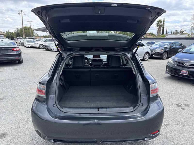 2011 Lexus CT 200h