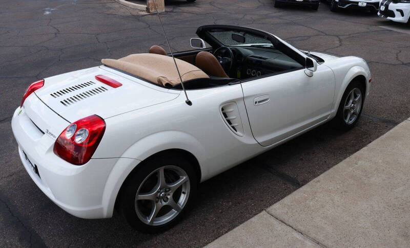 2004 Toyota MR2 Spyder