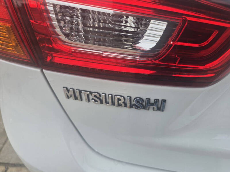 2016 Mitsubishi Outlander Sport 2.4 SE