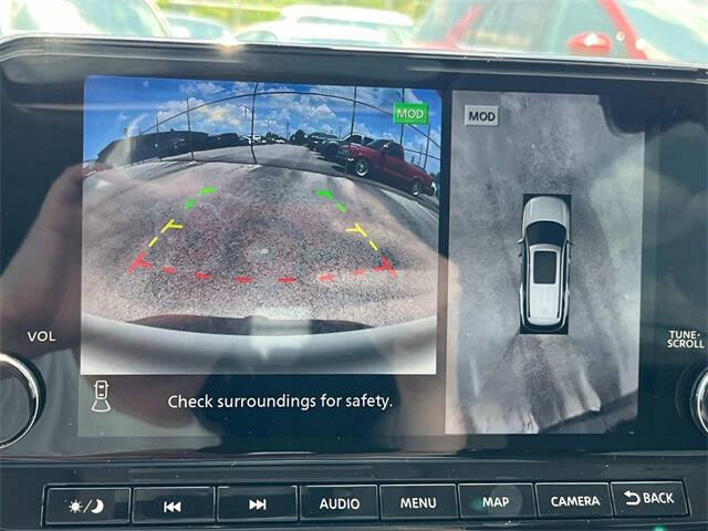 2025 Nissan Pathfinder Platinum