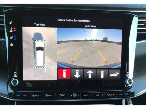 2023 Jeep Grand Wagoneer L