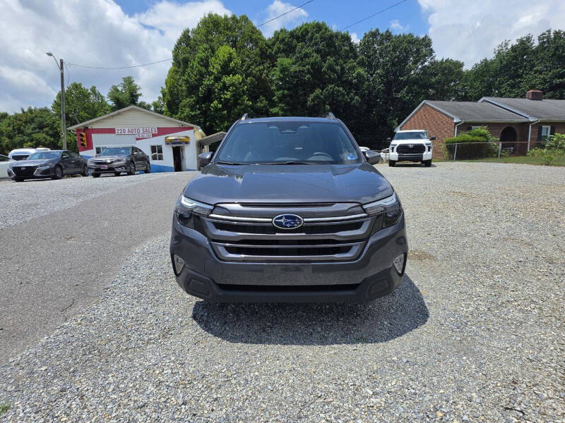 2025 Subaru Forester Premium