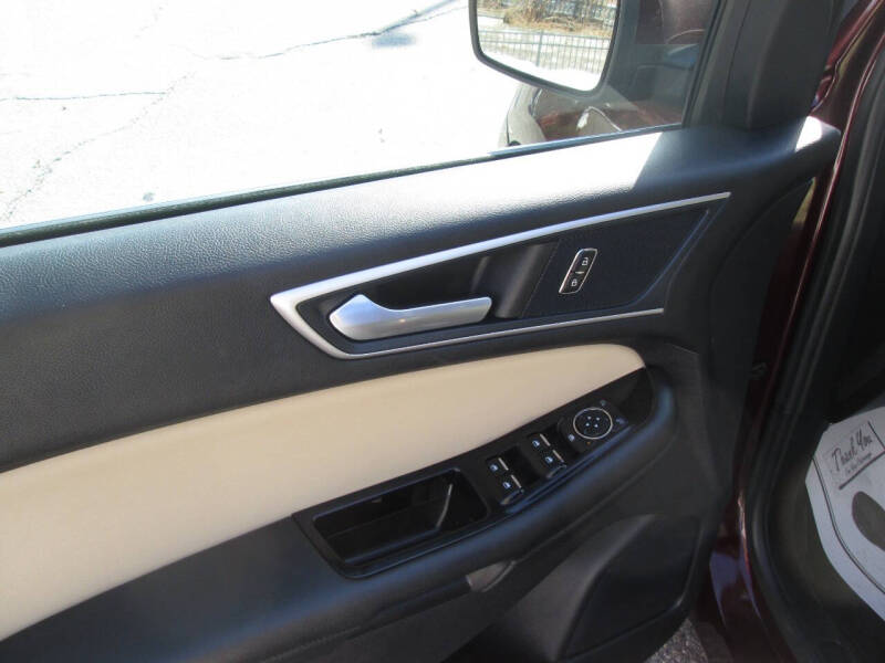 2019 Ford Edge SEL