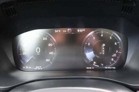 2019 Volvo XC60 T5 Momentum