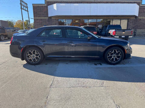 2017 Chrysler 300 S
