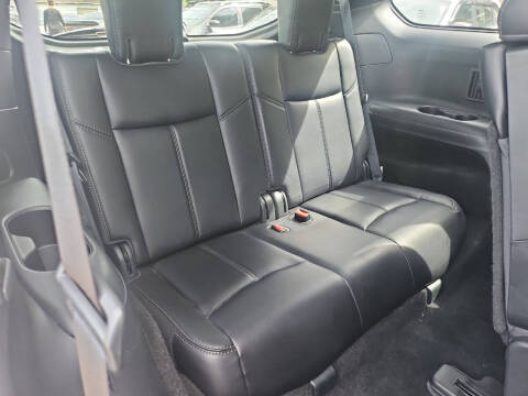 2019 Nissan Pathfinder SL