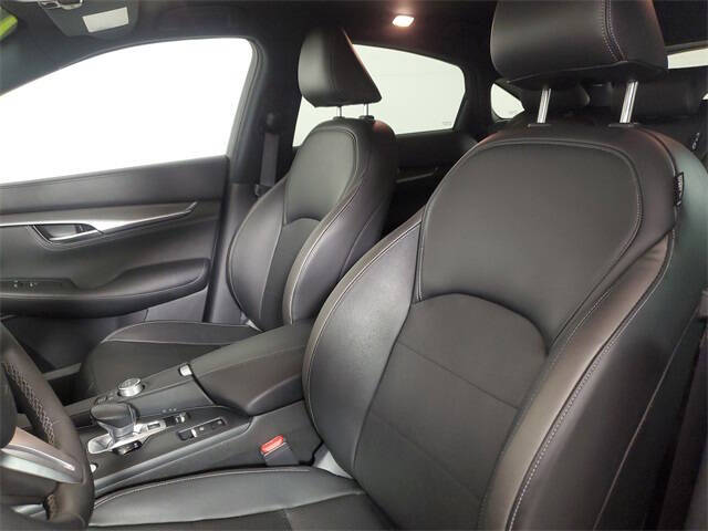 2023 Infiniti QX55 Essential