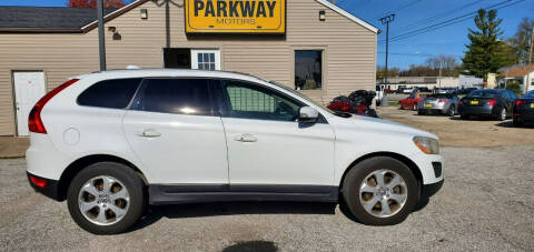 2013 Volvo XC60 for sale at Parkway Motors in Springfield IL