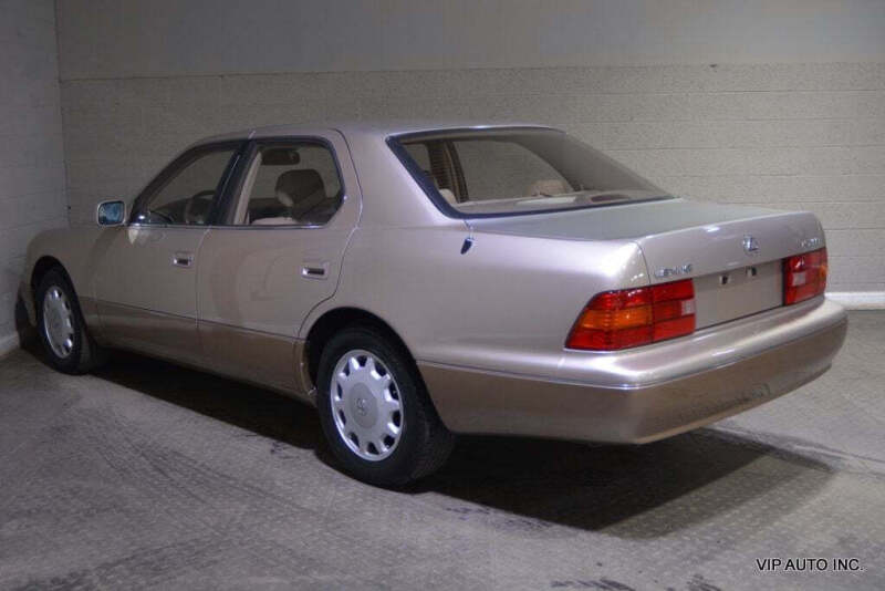 1995 Lexus LS 400