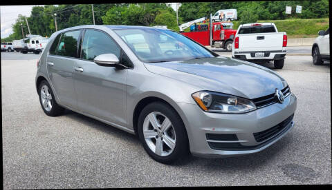 2017 Volkswagen Golf TSI Wolfsburg Edition