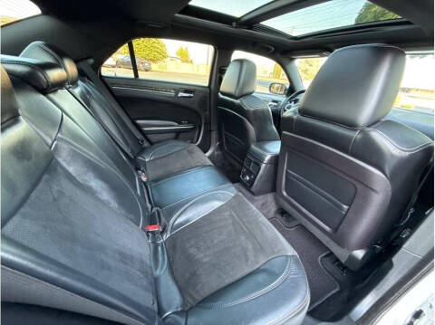 2012 Chrysler 300 SRT8