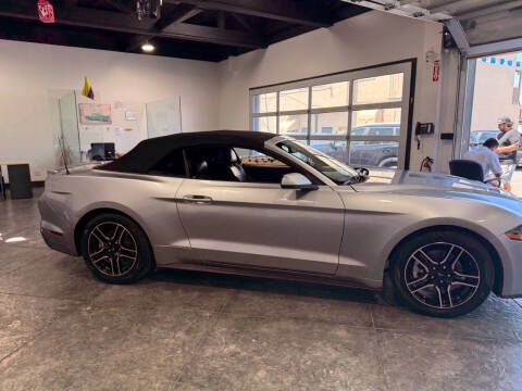 2020 Ford Mustang EcoBoost Premium