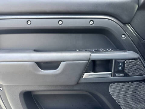 2024 Land Rover Defender 110 P400 X