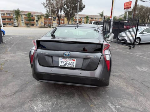 2017 Toyota Prius Two