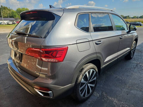 2024 Volkswagen Taos SE